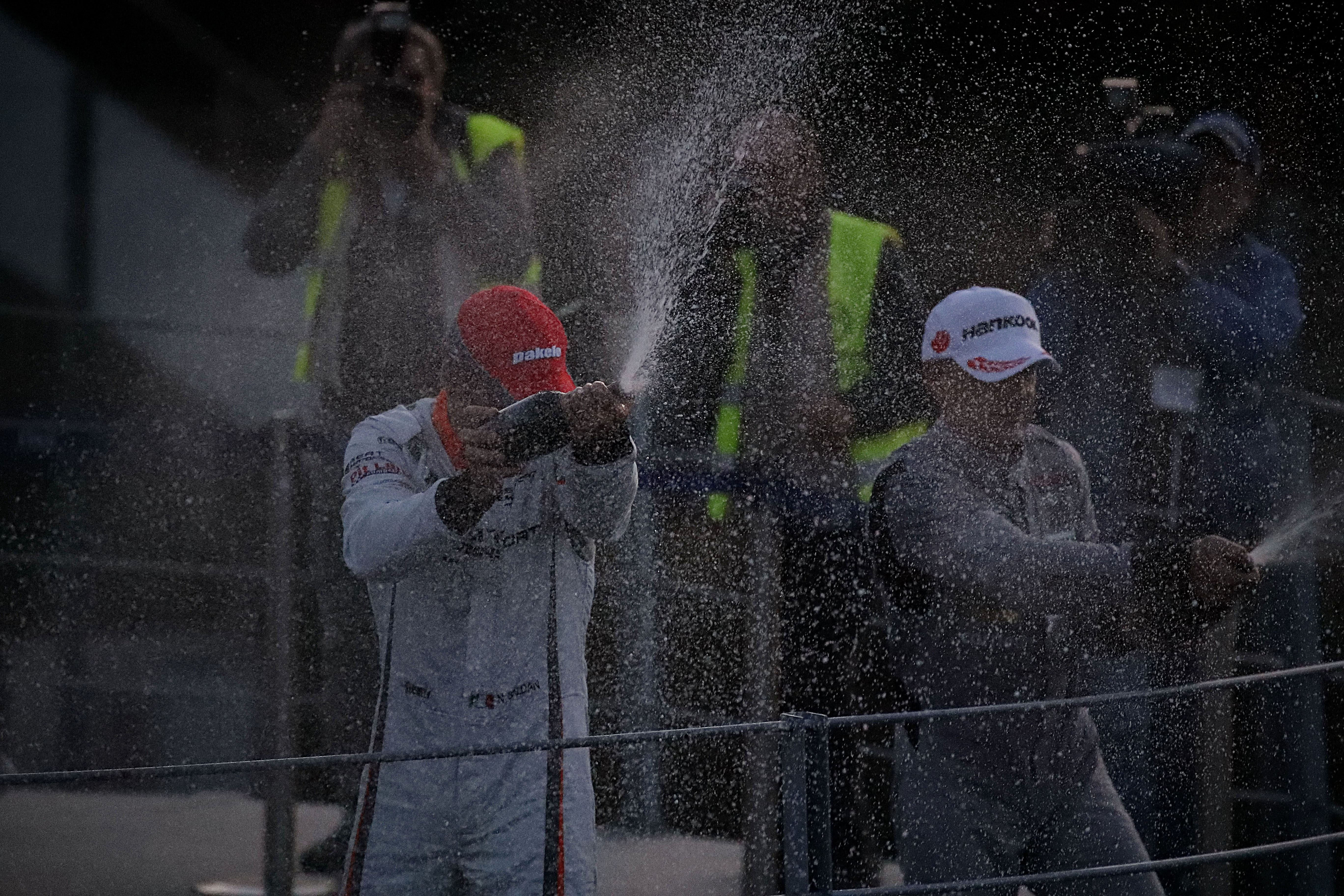 PIT LANE COMPETIZIONE CORONA UNA STAGIONE ESALTANTE CON IL TITOLO TCR ITALY